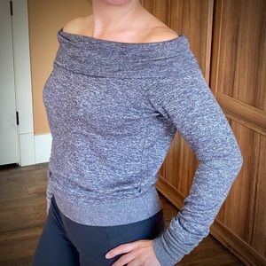 Like new! Aeropostale off shoulder shirt